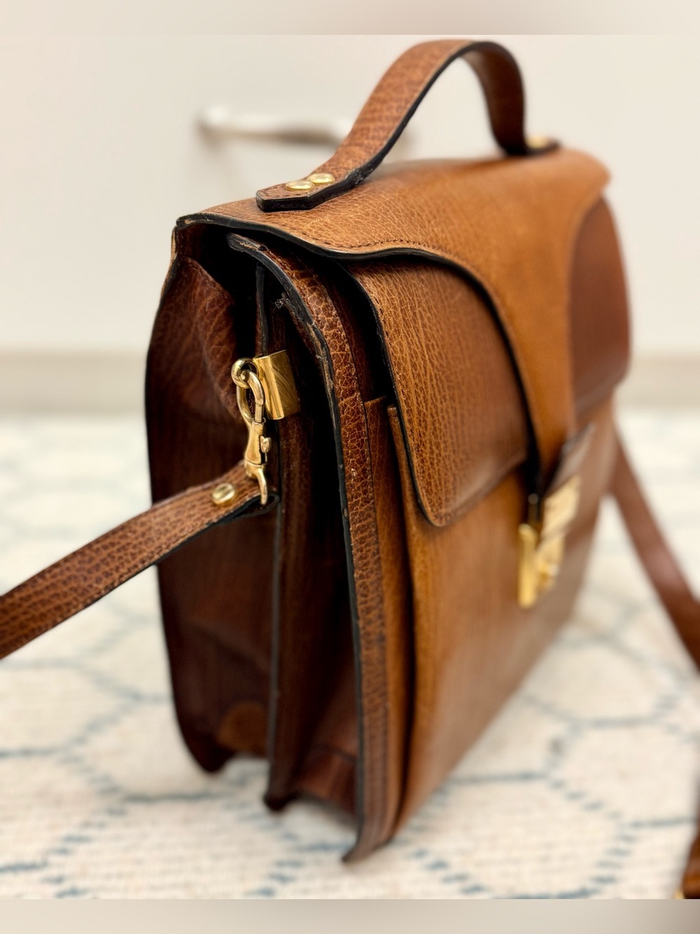 BALLY Vintage 90s Unisex Classic Brown Boar Leather 2-Way Top Handle W/ Org. Key - Picture 16 of 16